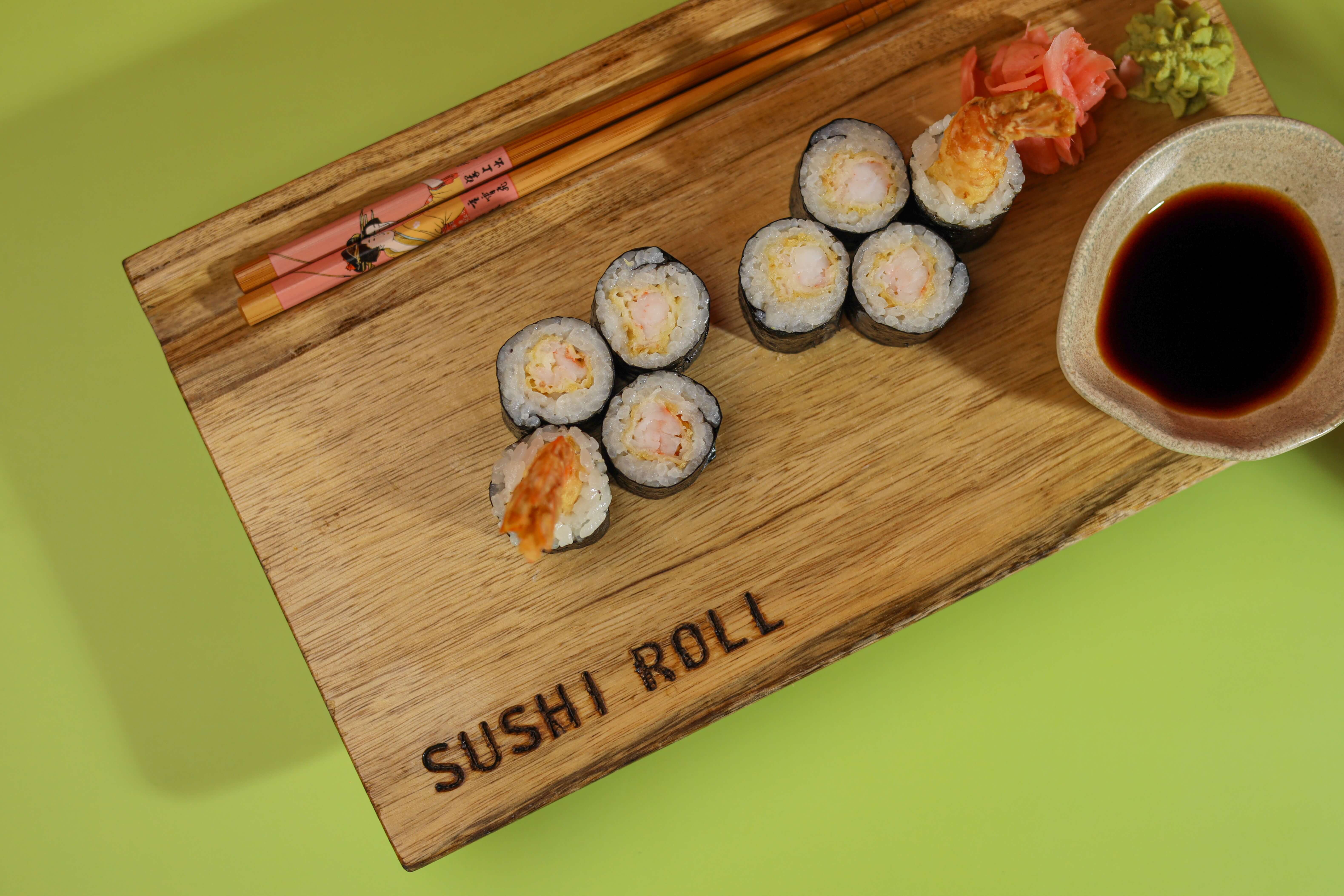 Maki Fried Shrimp (8 pieces)